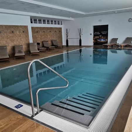 Moser Apartment Carlsbad كارلوفي فاري المظهر الخارجي الصورة
